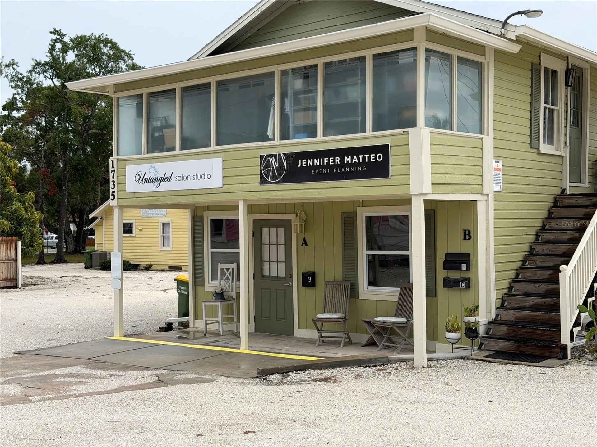 1735 Fruitville Road Sarasota FL 34236