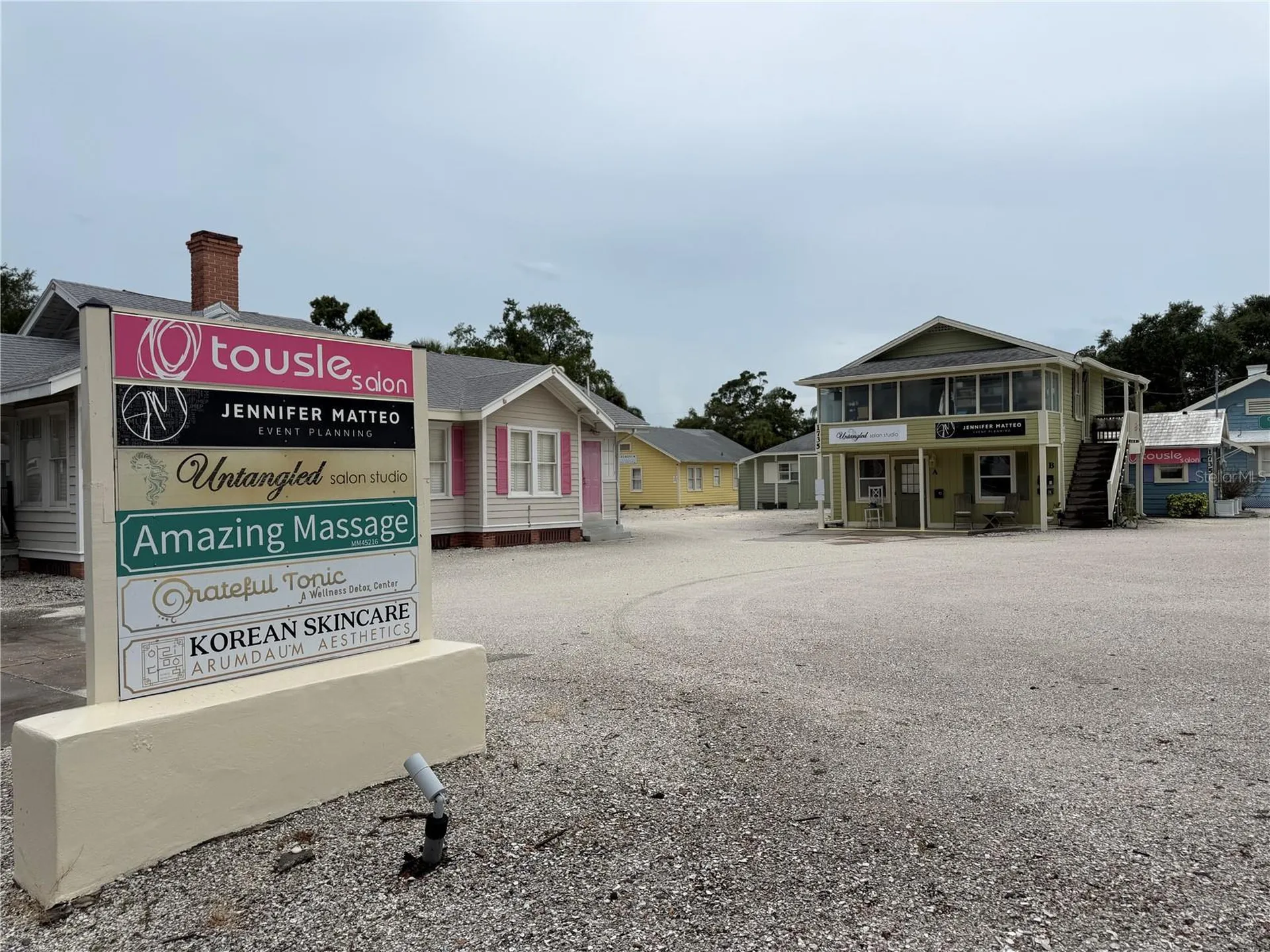 1735 Fruitville Road Sarasota FL 34236