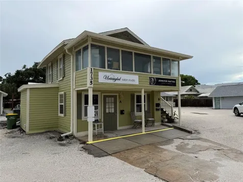1735 Fruitville Road Sarasota FL 34236