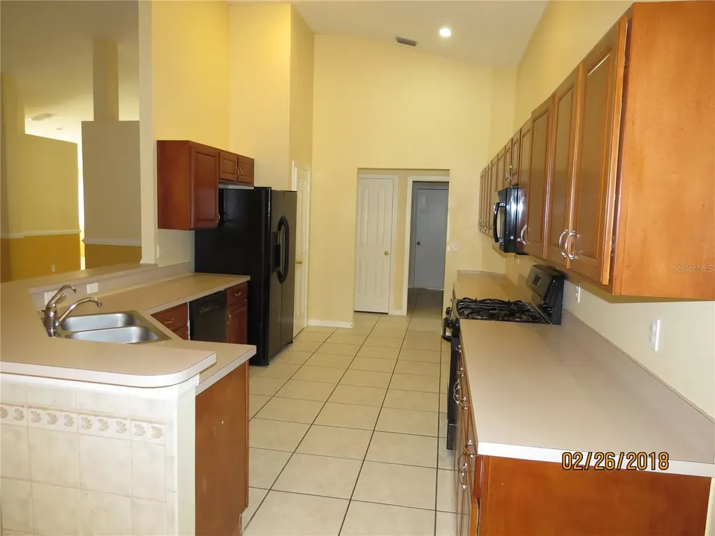 9427 Hunters Pond Drive Tampa FL 33647