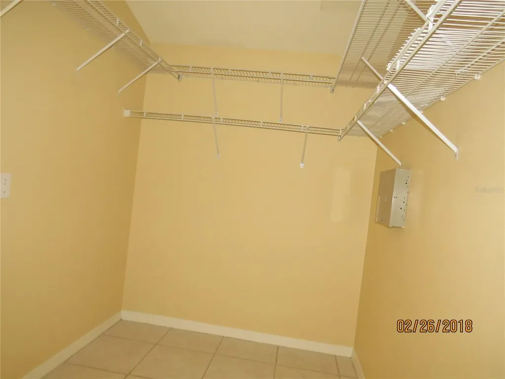 9427 Hunters Pond Drive Tampa FL 33647