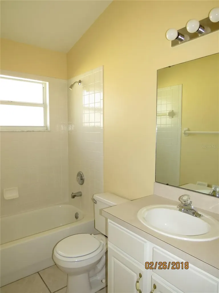 9427 Hunters Pond Drive Tampa FL 33647