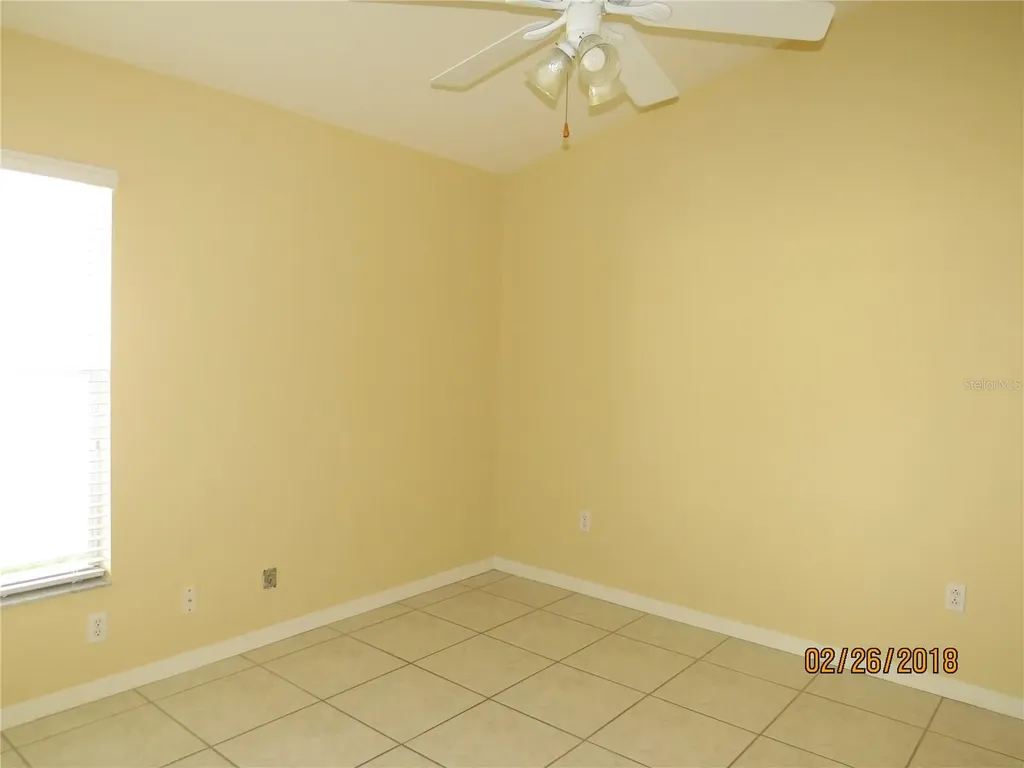 9427 Hunters Pond Drive Tampa FL 33647