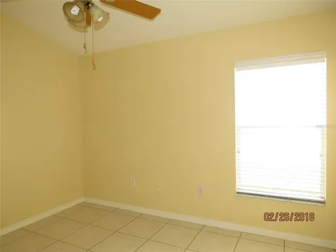 9427 Hunters Pond Drive Tampa FL 33647