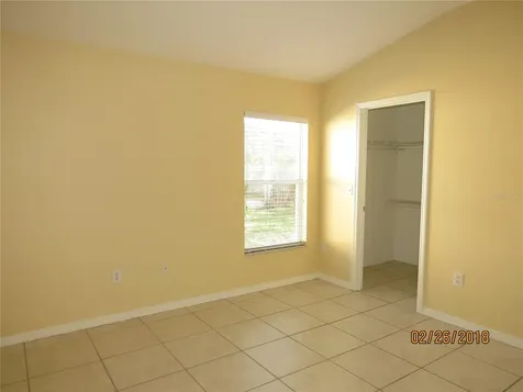 9427 Hunters Pond Drive Tampa FL 33647