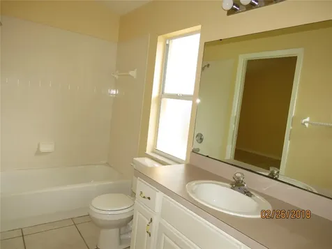 9427 Hunters Pond Drive Tampa FL 33647