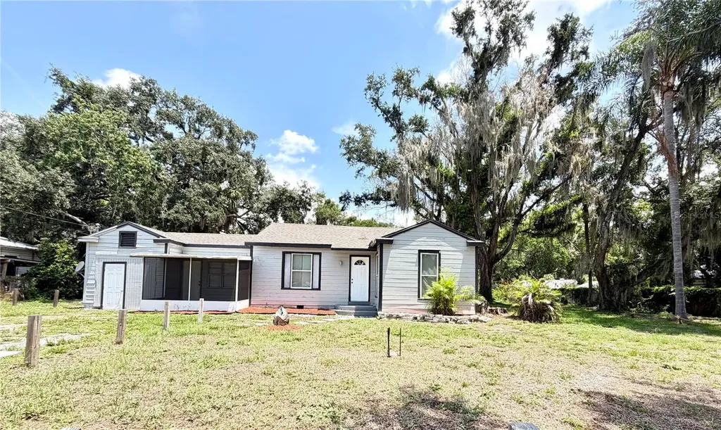 629 Avenue A NE Winter Haven FL 33881