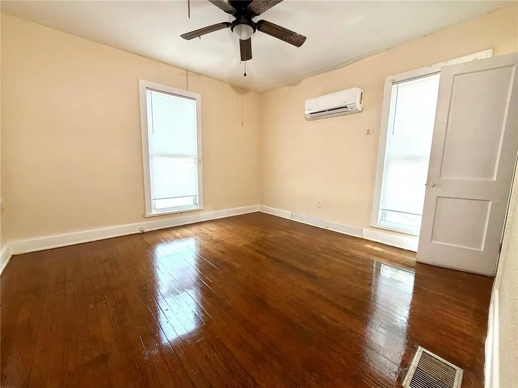 629 Avenue A NE Winter Haven FL 33881