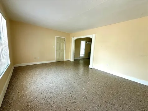 629 Avenue A NE Winter Haven FL 33881