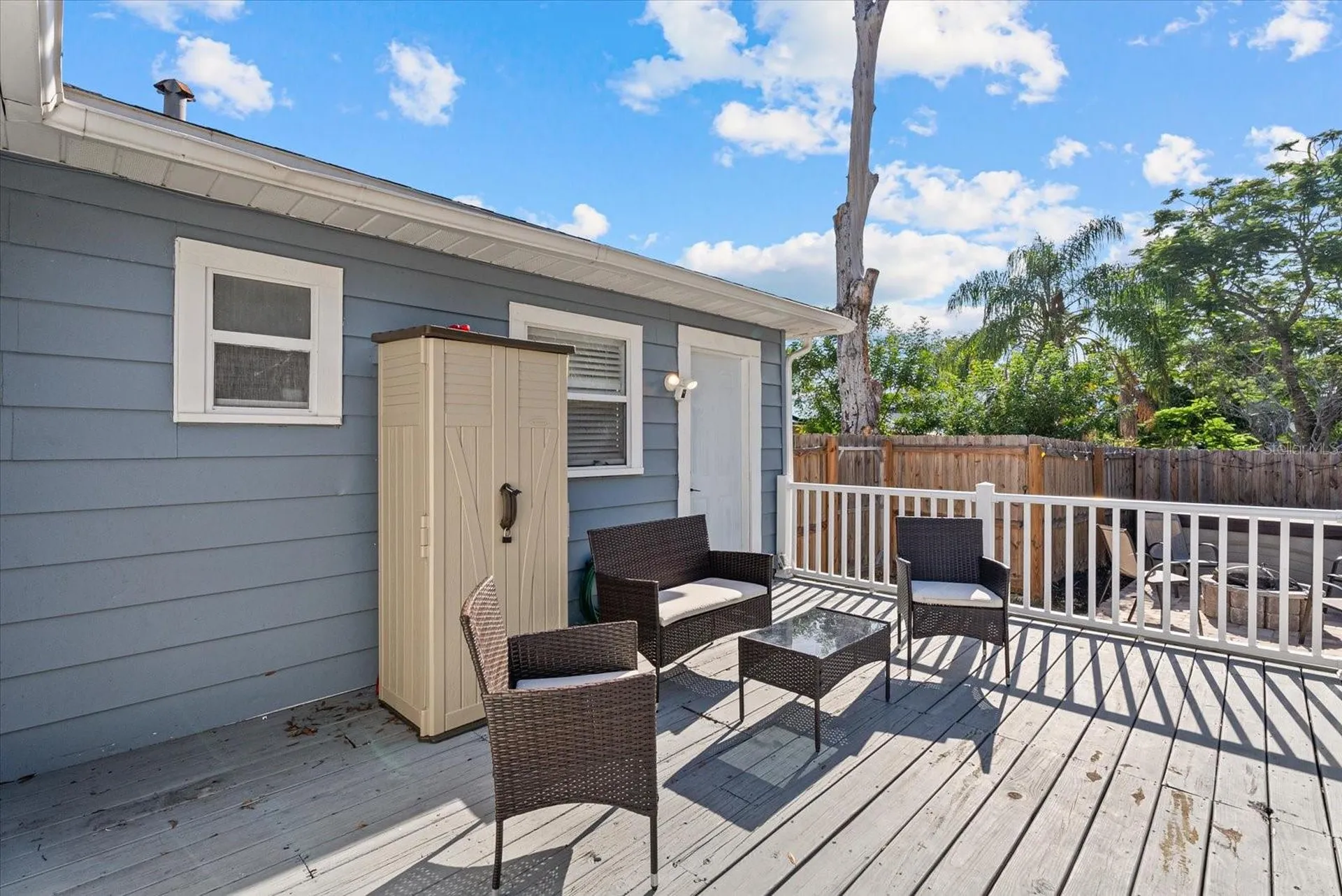 204 6th Avenue NW Ruskin FL 33570