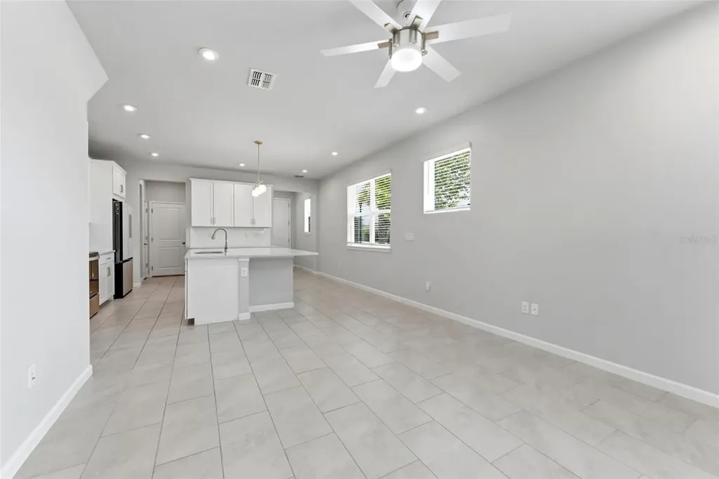 2587 Everglade Way Lutz FL 33558