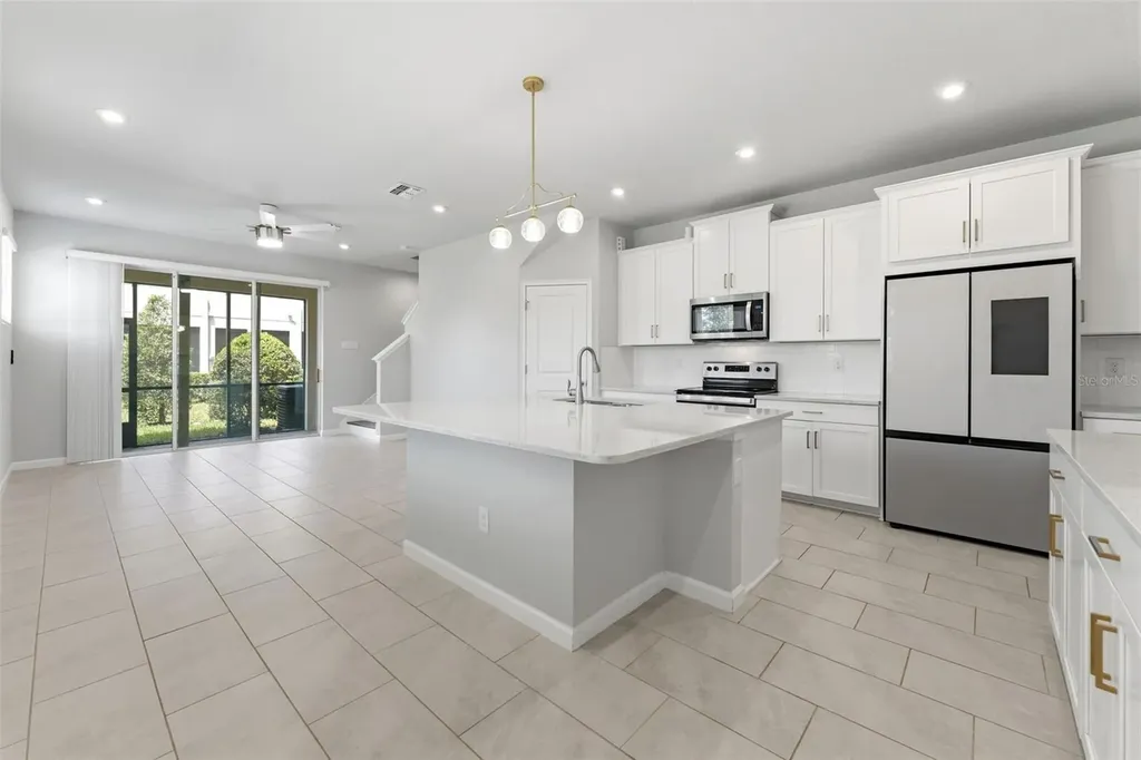 2587 Everglade Way Lutz FL 33558