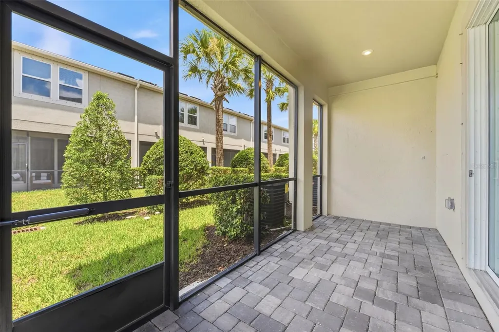 2587 Everglade Way Lutz FL 33558