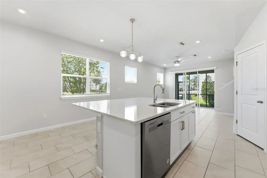 2587 Everglade Way Lutz FL 33558