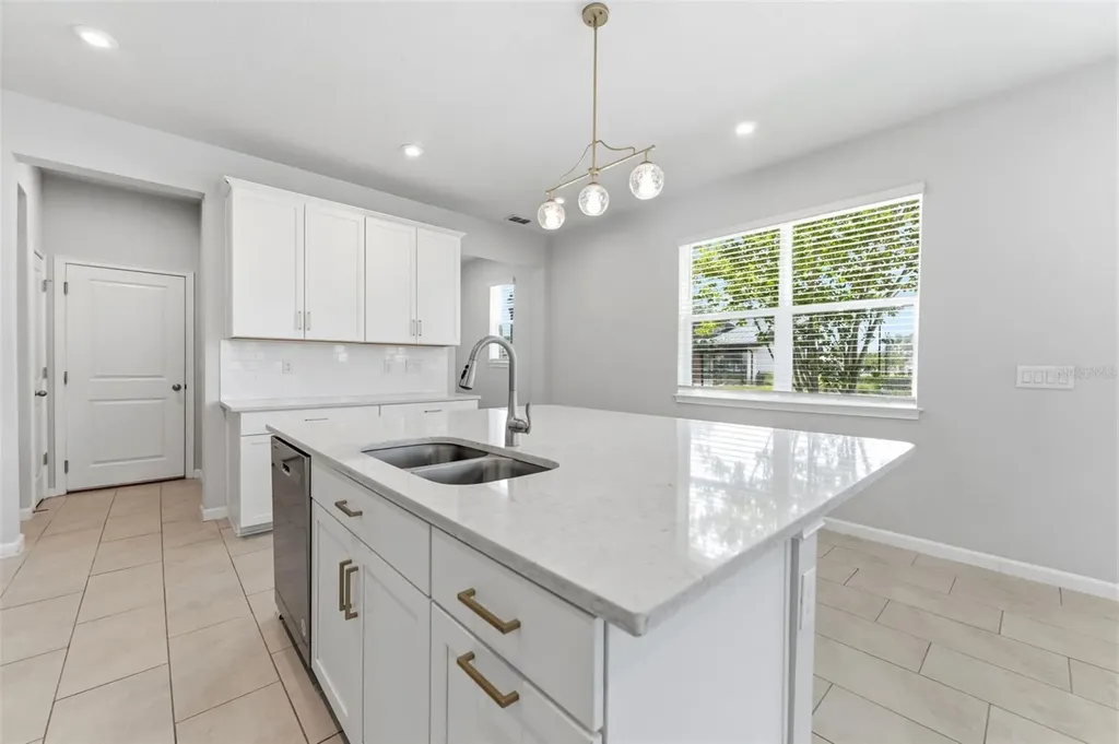 2587 Everglade Way Lutz FL 33558