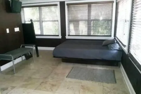 2110 Forest Circle Orlando FL 32803