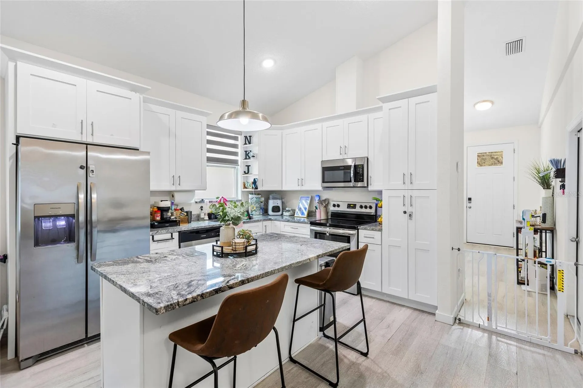 1747 S Oak Street Seffner FL 33584