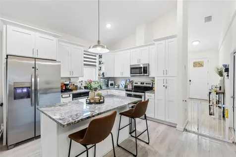 1747 S Oak Street Seffner FL 33584