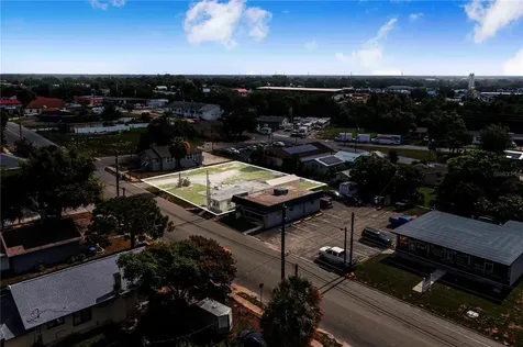29 N 10th Street Haines City FL 33844