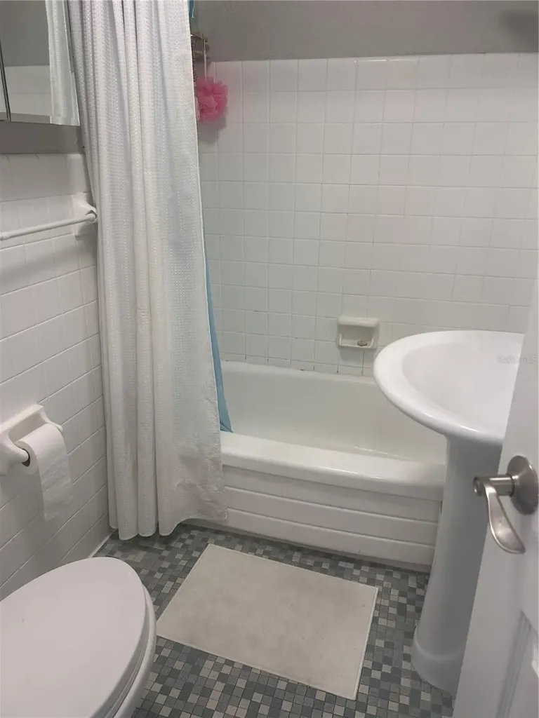 3315 58th Avenue S St Petersburg FL 33712
