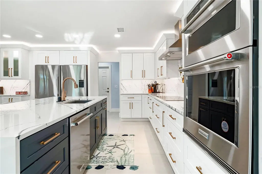 2500 Monterey Street Sarasota FL 34231