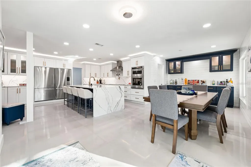 2500 Monterey Street Sarasota FL 34231