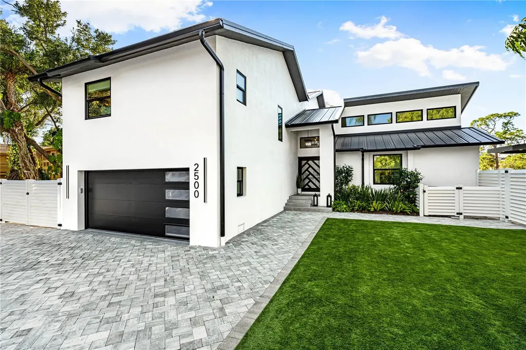 2500 Monterey Street Sarasota FL 34231