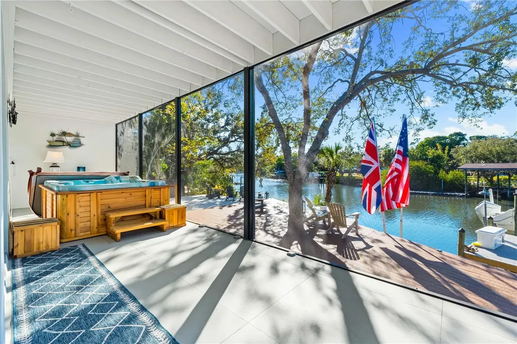 2500 Monterey Street Sarasota FL 34231