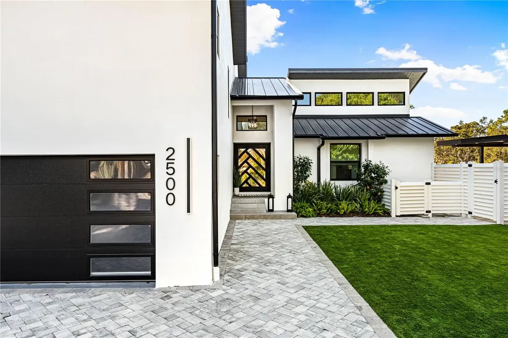2500 Monterey Street Sarasota FL 34231
