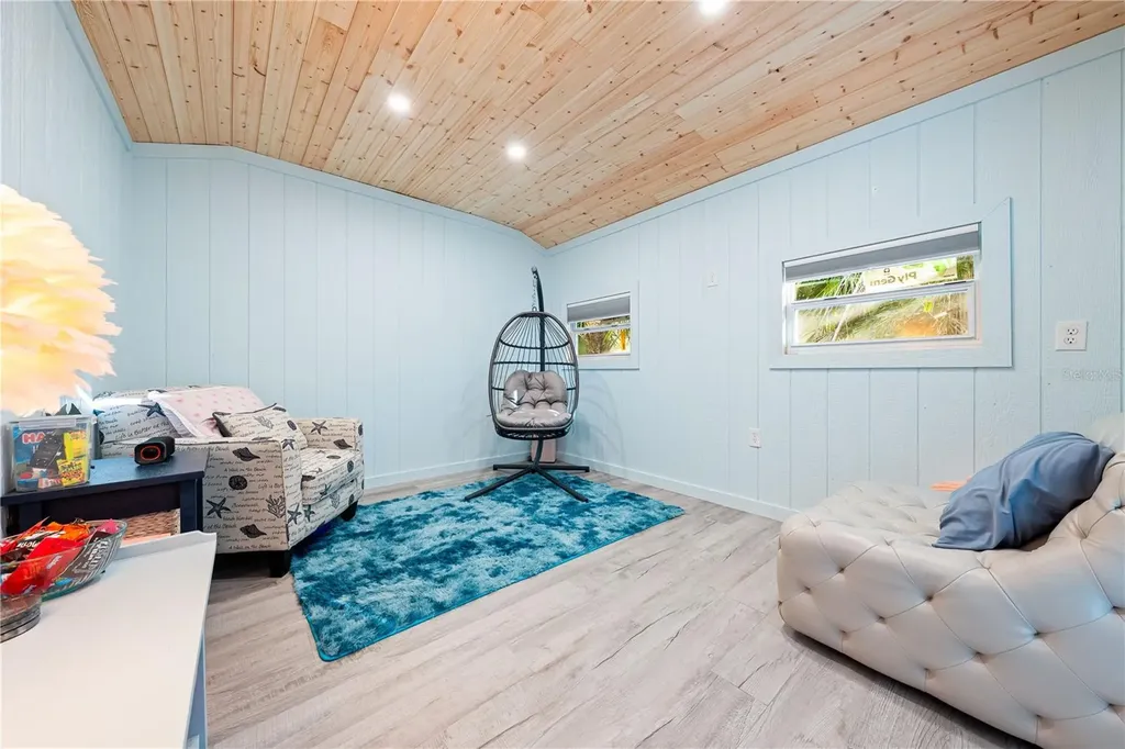 2500 Monterey Street Sarasota FL 34231