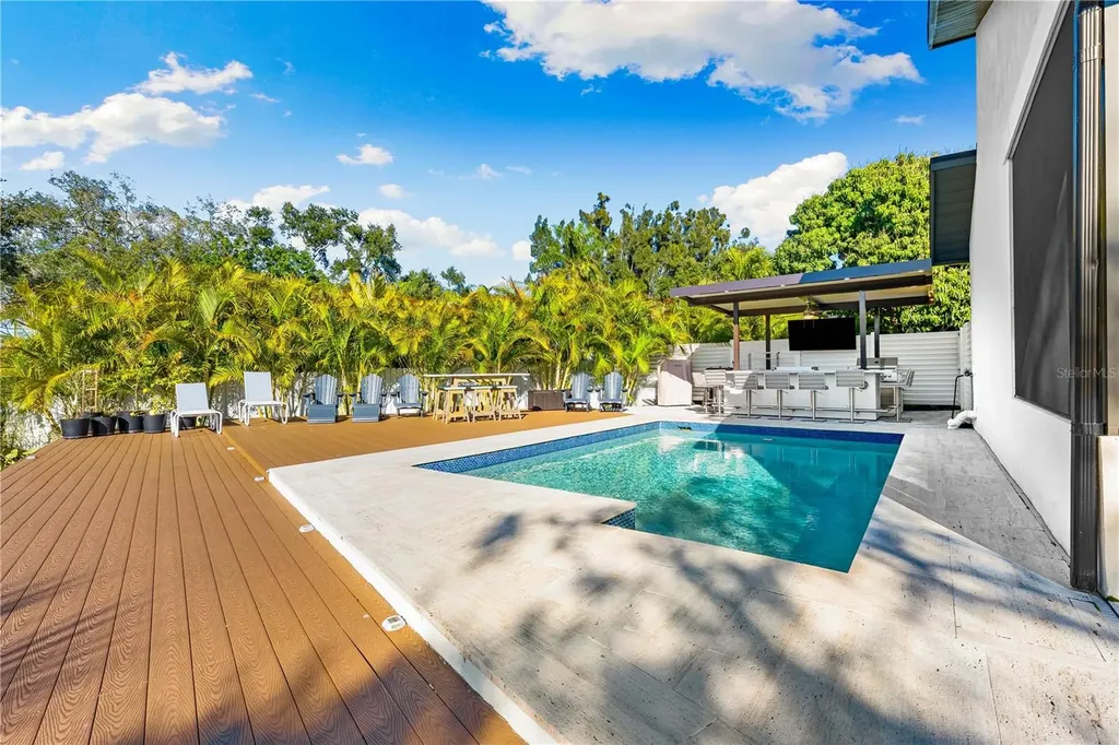 2500 Monterey Street Sarasota FL 34231