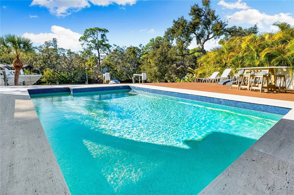 2500 Monterey Street Sarasota FL 34231