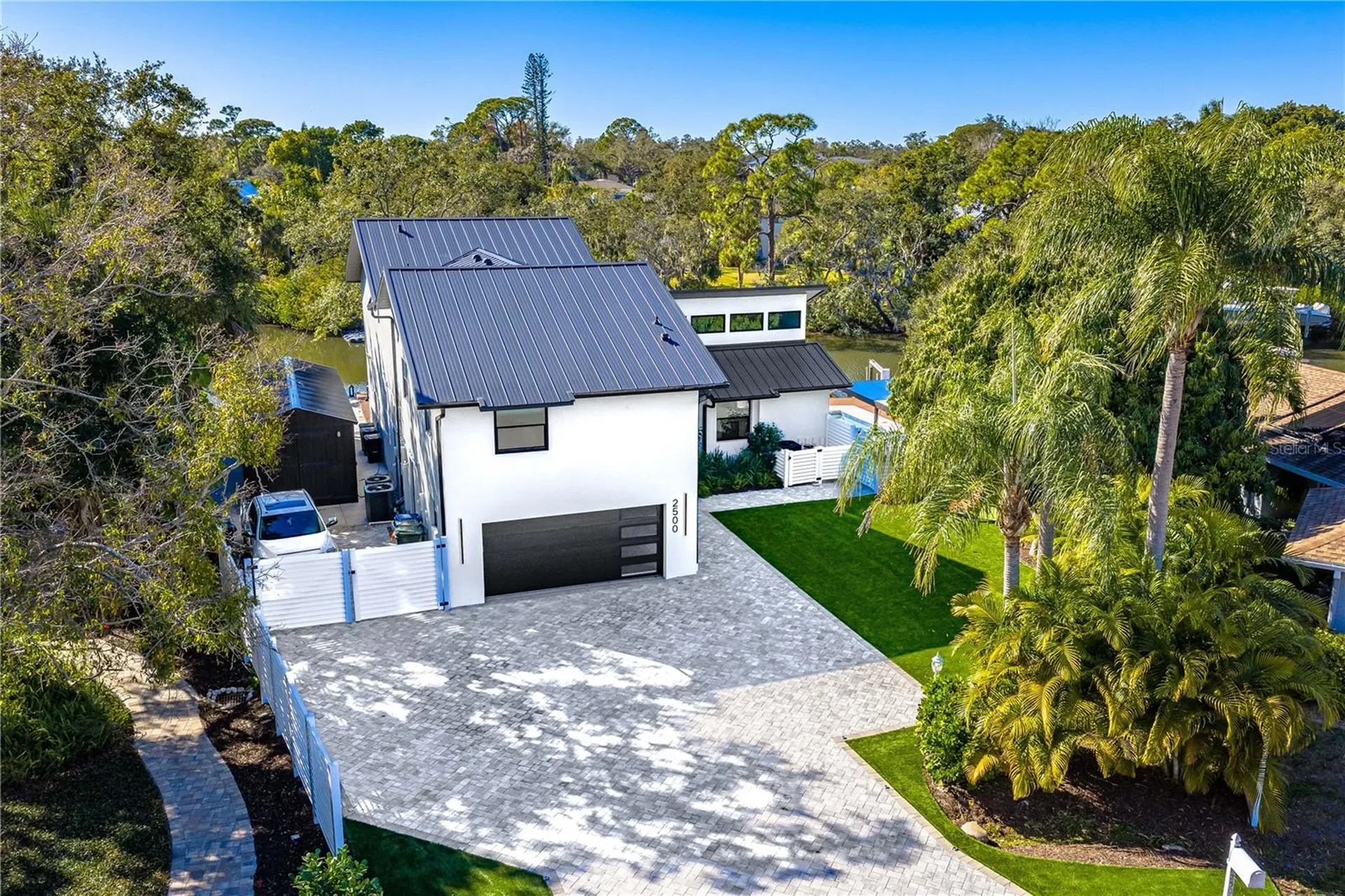 2500 Monterey Street Sarasota FL 34231
