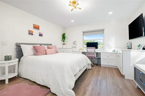 2500 Monterey Street Sarasota FL 34231