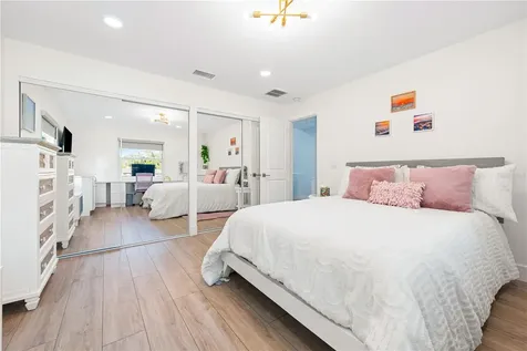2500 Monterey Street Sarasota FL 34231