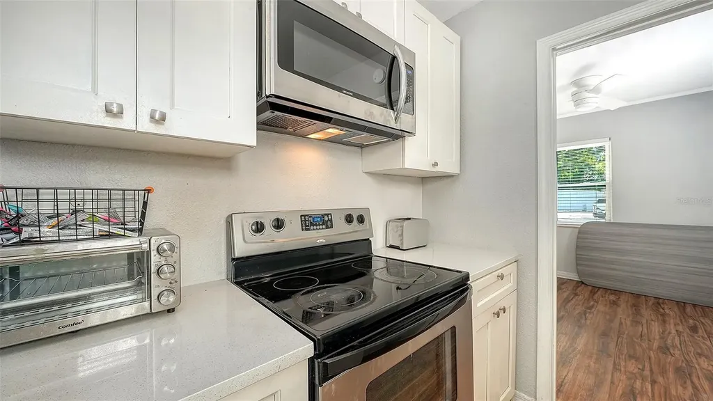 1004 27th Avenue W Bradenton FL 34205