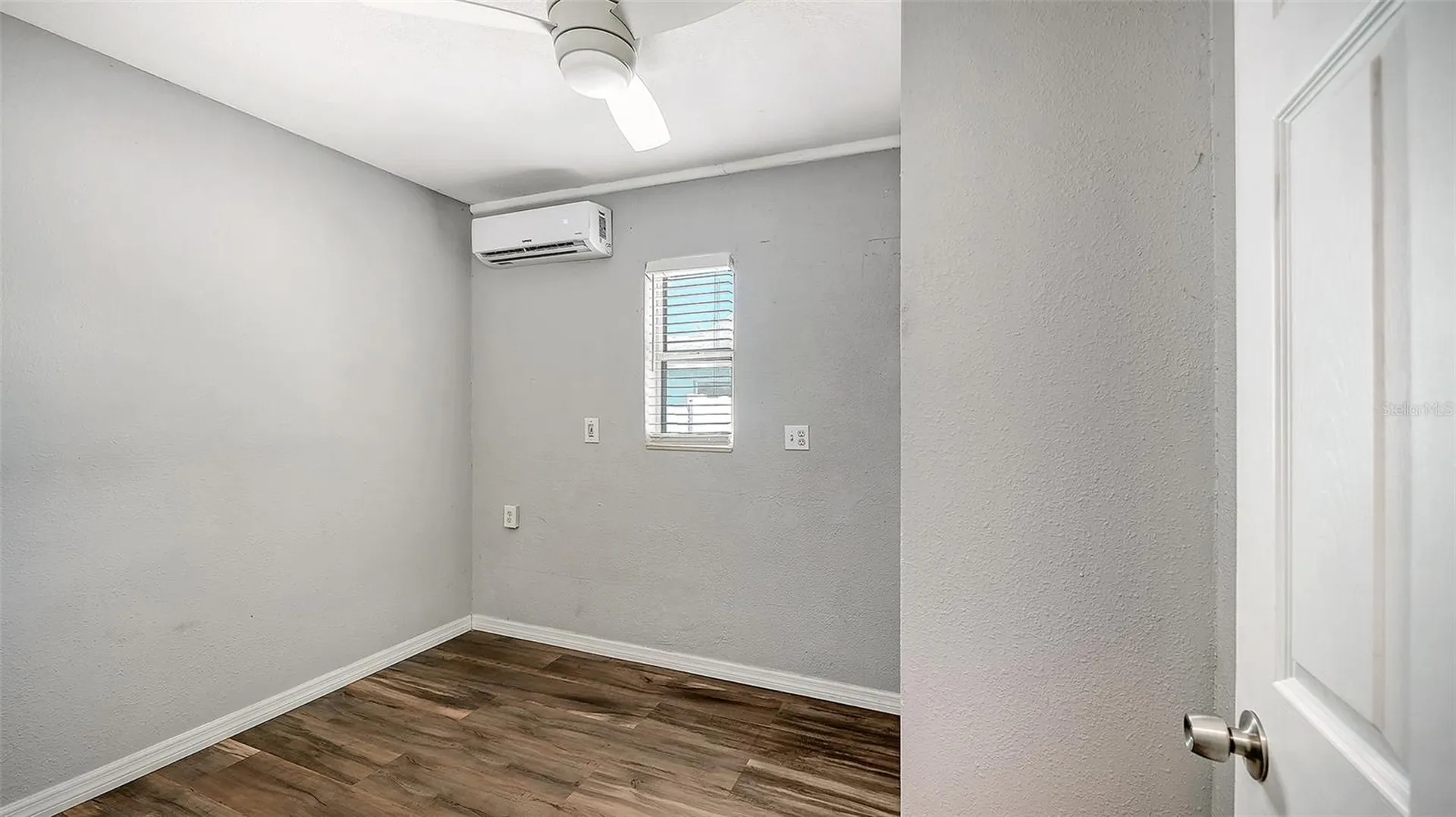 1004 27th Avenue W Bradenton FL 34205