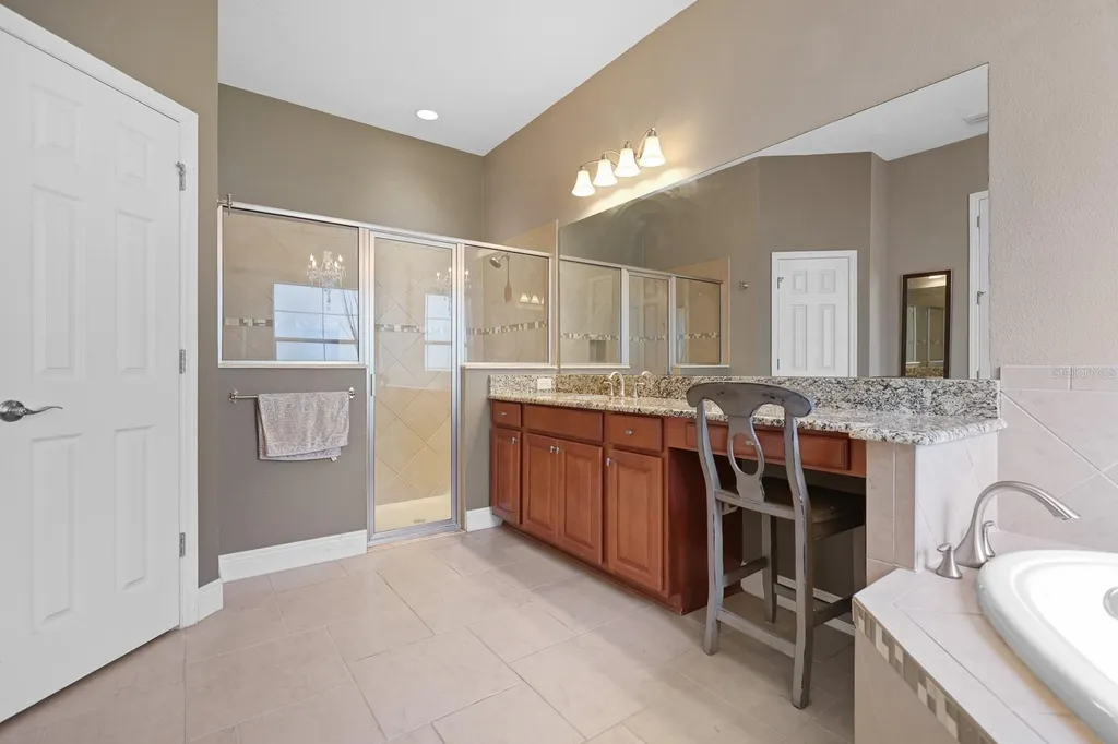 5210 Sparrowglen Place Lithia FL 33547