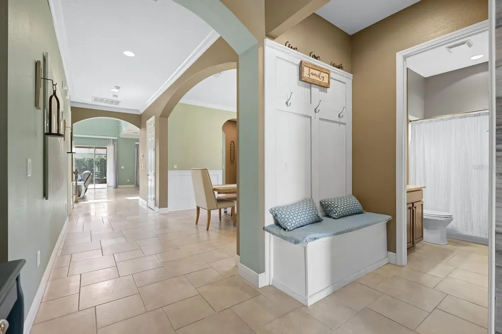 5210 Sparrowglen Place Lithia FL 33547