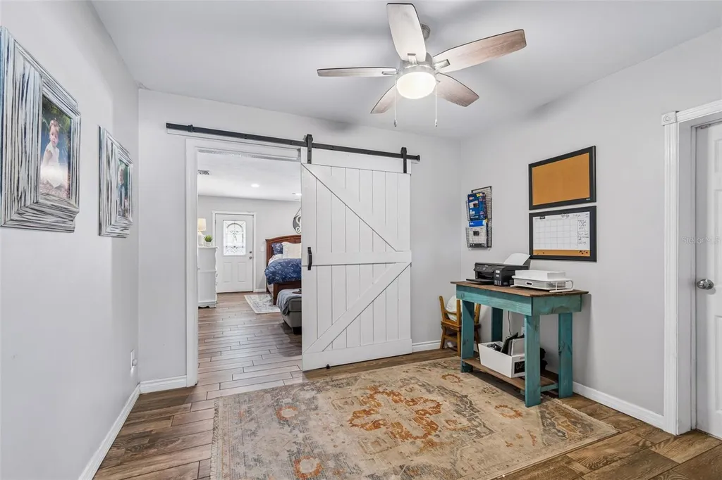 10748 Village Green Avenue Seminole FL 33772