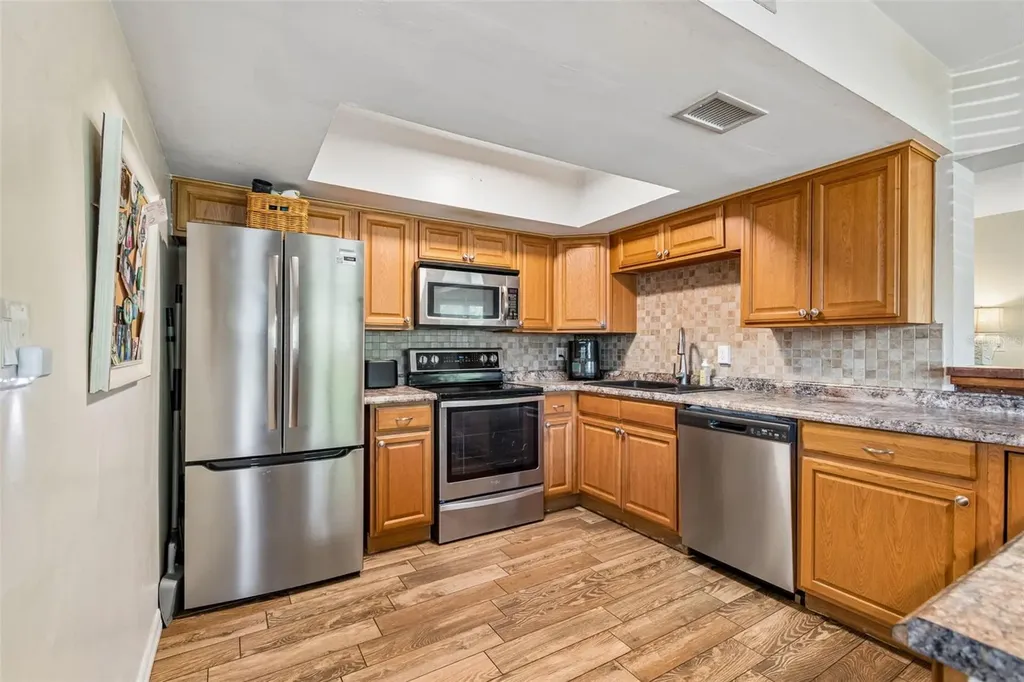 10748 Village Green Avenue Seminole FL 33772