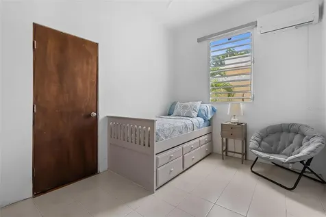 6 Gertrudis San Juan PR 00911