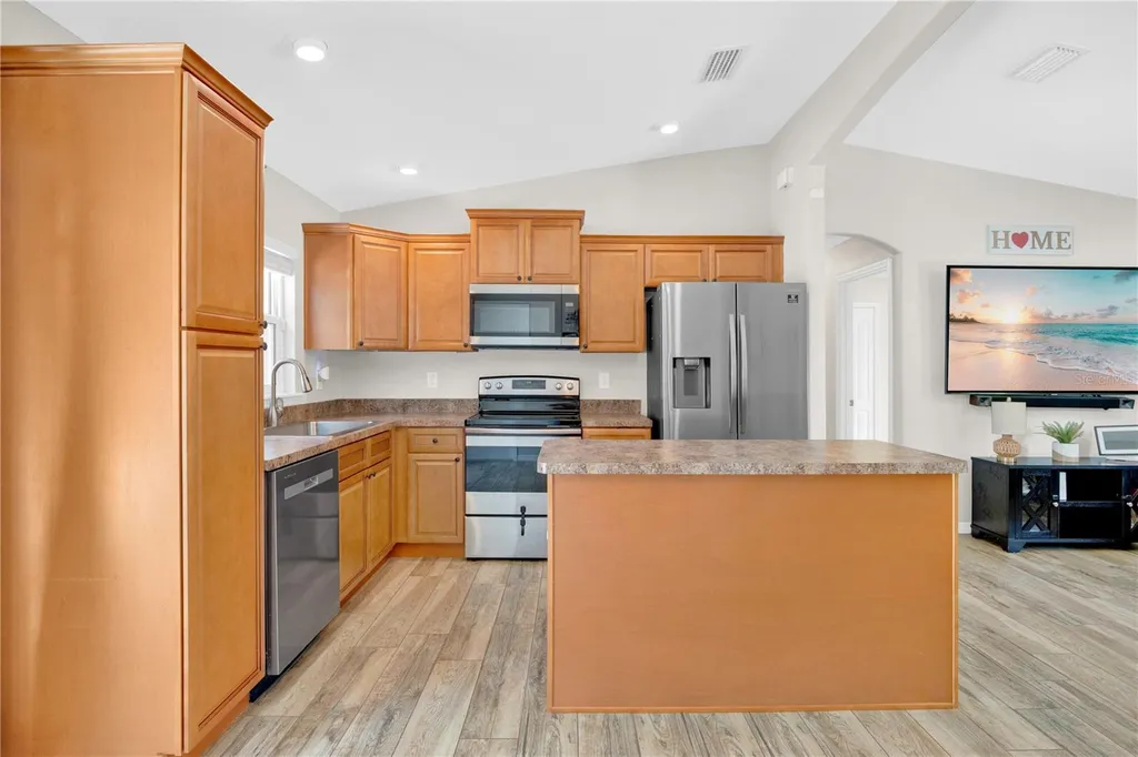 1345 Grand Avenue Orange City FL 32763