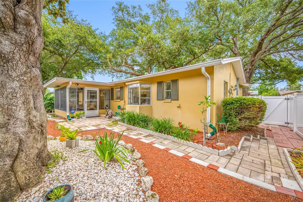 2036 Forest Drive Clearwater FL 33763