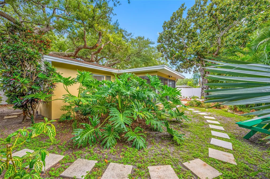2036 Forest Drive Clearwater FL 33763