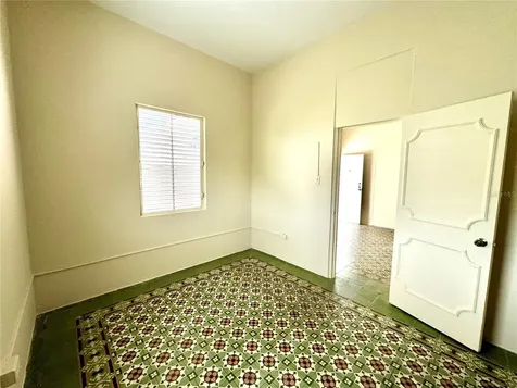 27 Sanchez Justiniano/acacias Mayaguez PR 00680