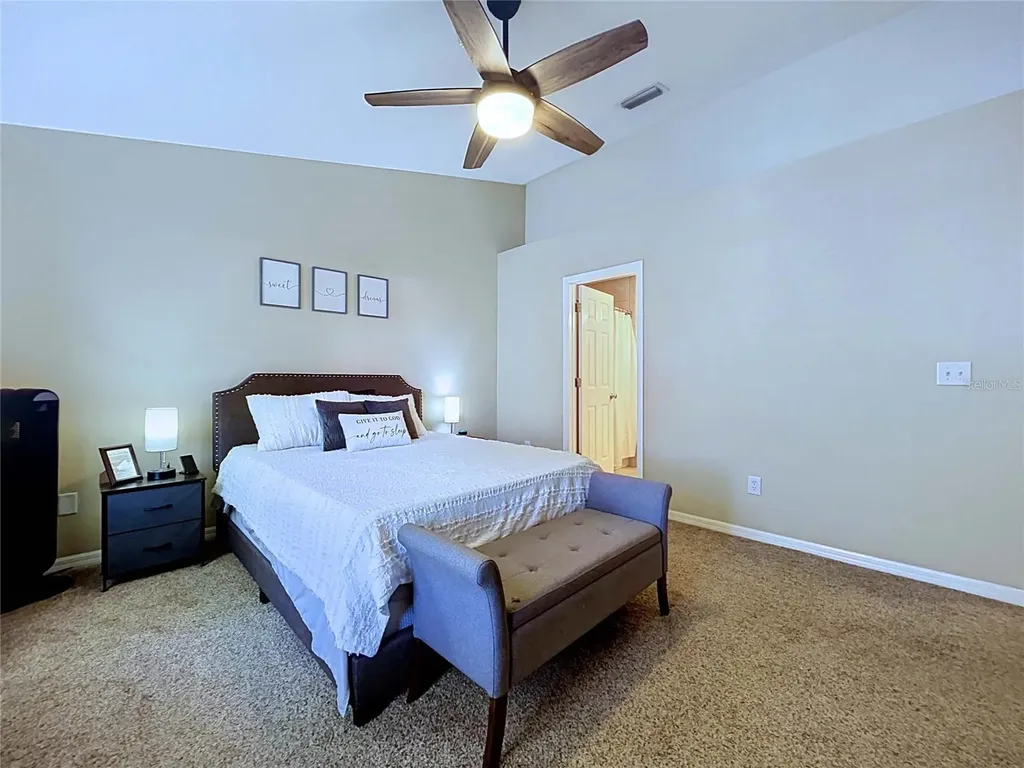 12207 Country White Circle Tampa FL 33635