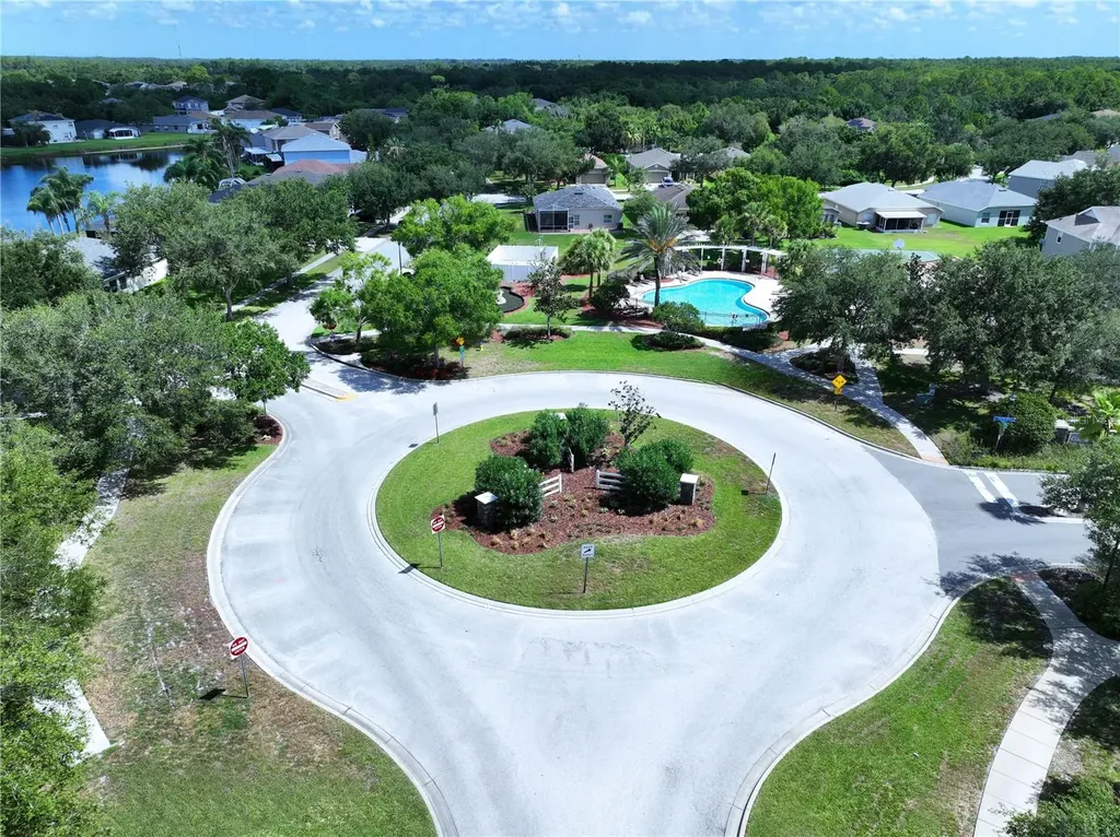 12207 Country White Circle Tampa FL 33635