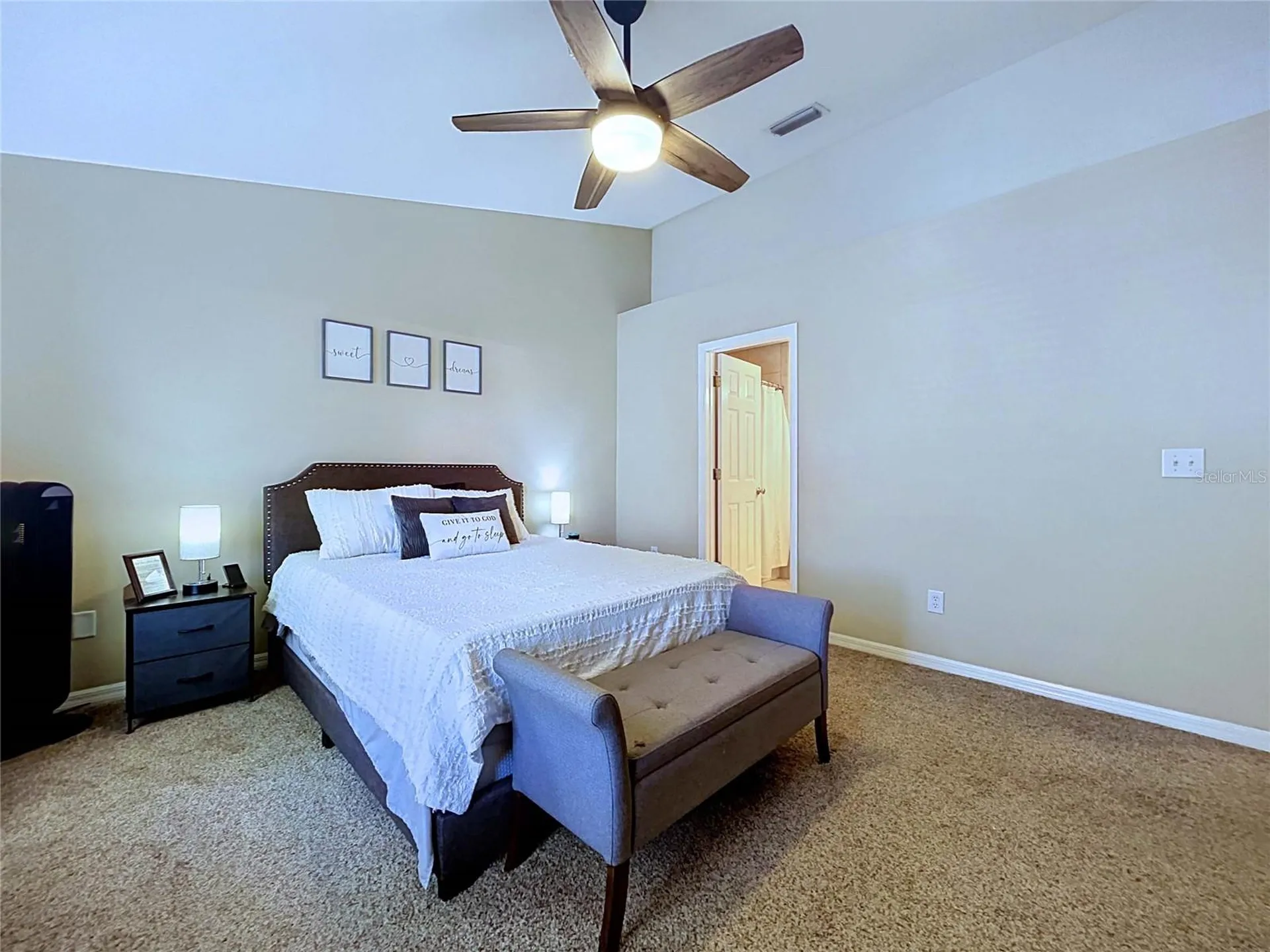 12207 Country White Circle Tampa FL 33635