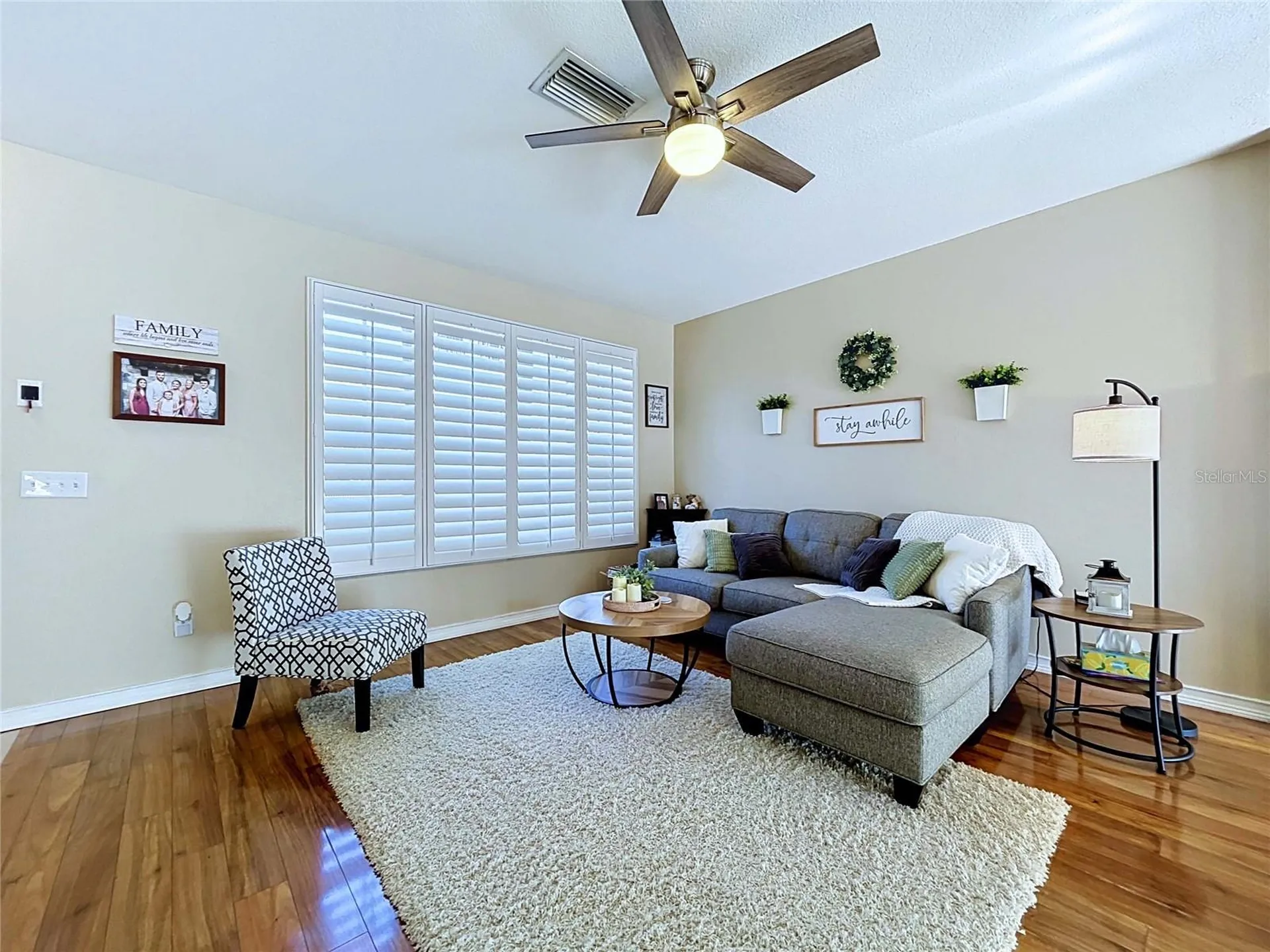12207 Country White Circle Tampa FL 33635